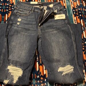 Judy Blue Distressed Denim Boyfriend Jeans